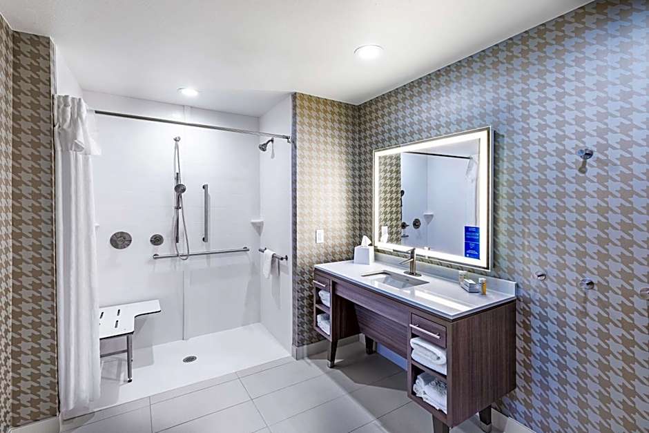 Home2 Suites by Hilton Midland East