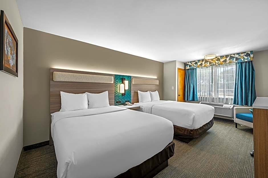Econo Lodge Inn & Suites Santa Fe South