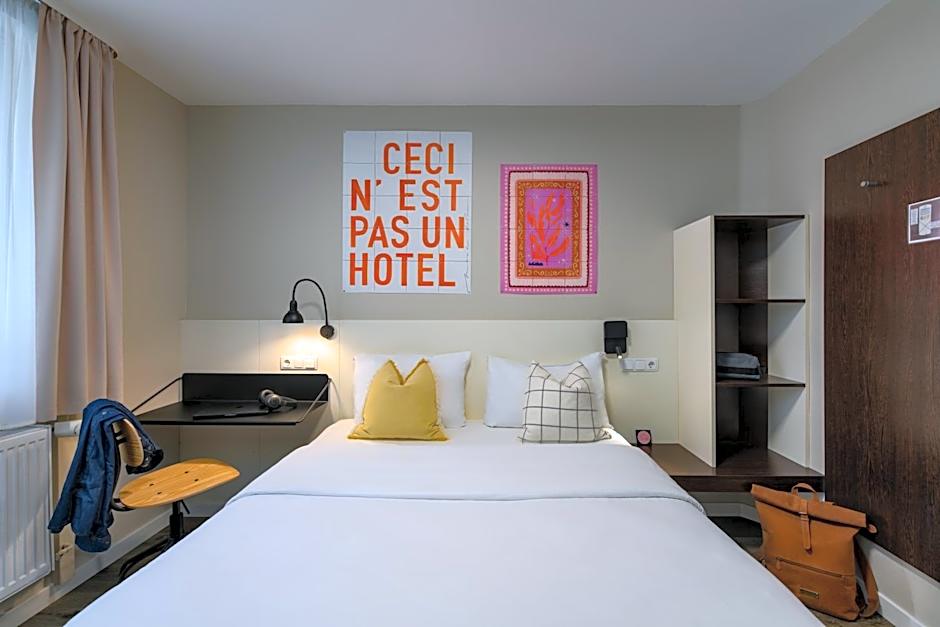 SleepinRoomz Boutique Hotel
