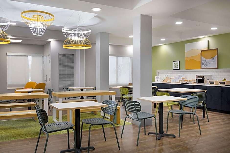 Spark by Hilton Guelph