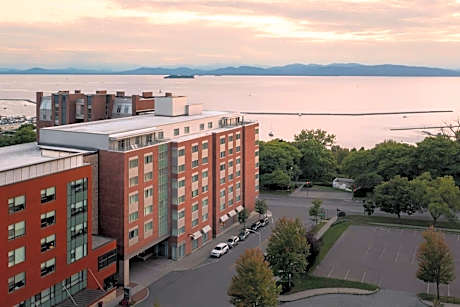 The Harborvale, Autograph Collection