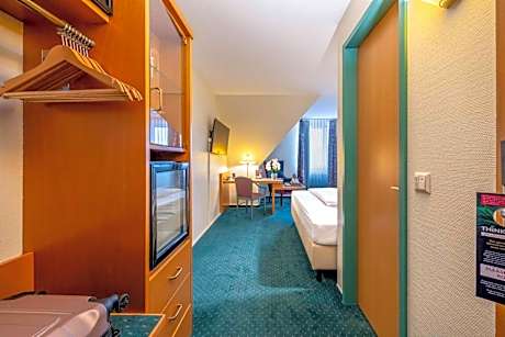 Standard Single Room with Single Bed