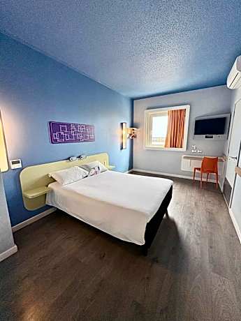 Standard Room - Disability Access