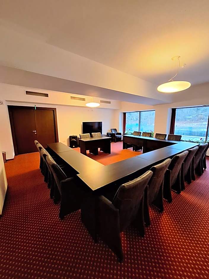 Hotel Carpați