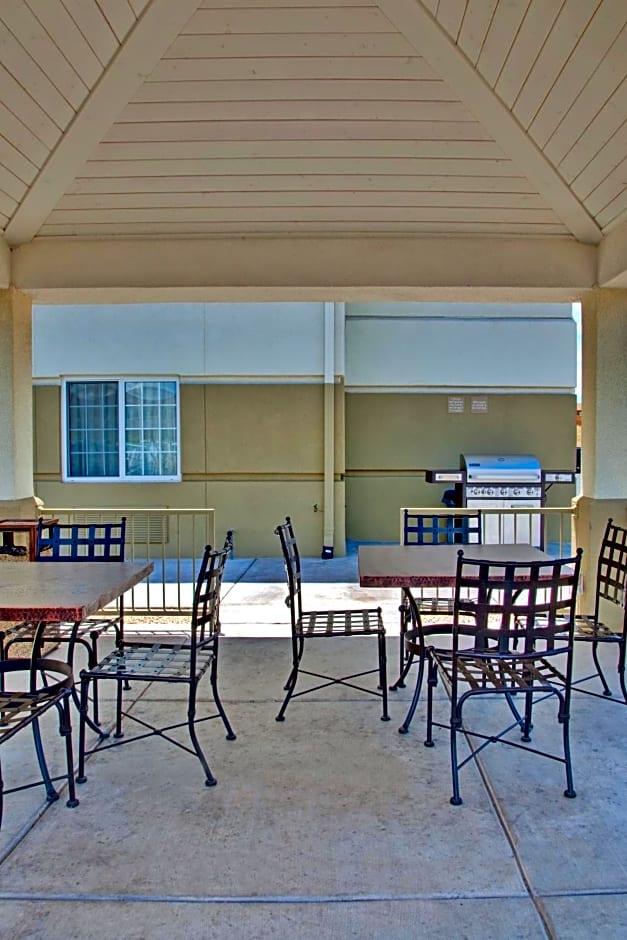 Candlewood Suites Nogales By IHG