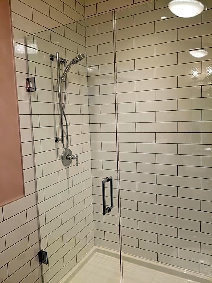 Lady MacDonald Country Inn