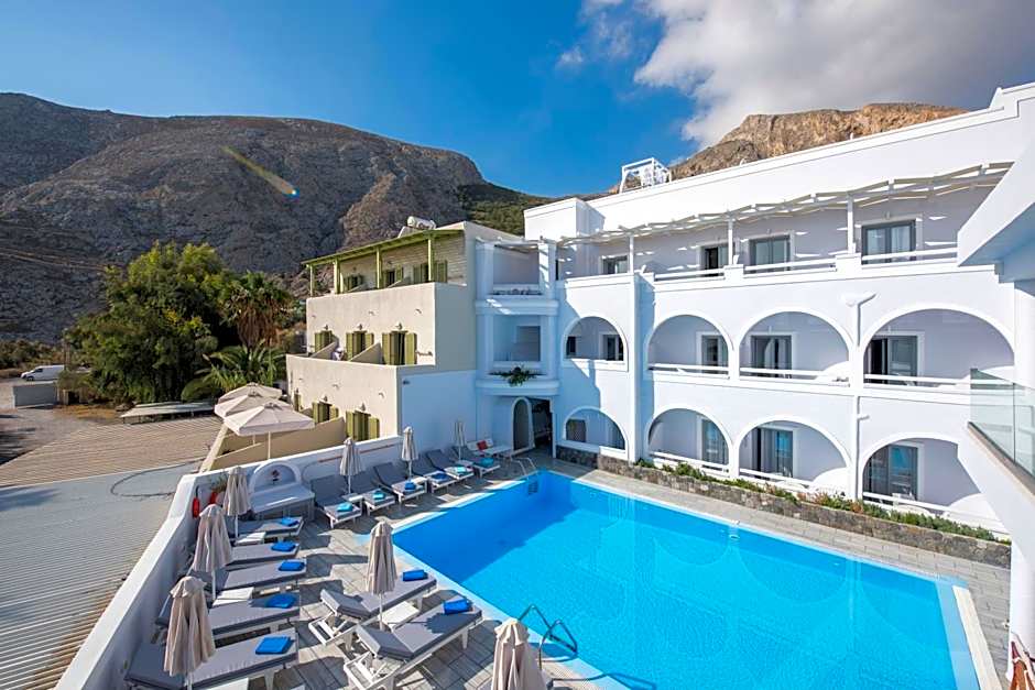 Blue Waves Suites & Apartments