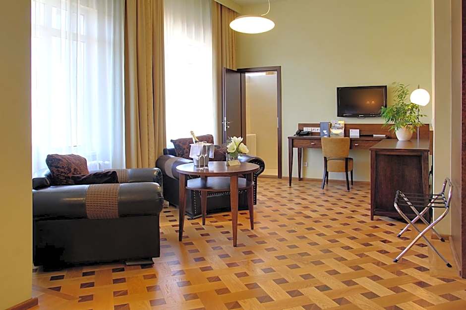 Hotel Baltaci Atrium
