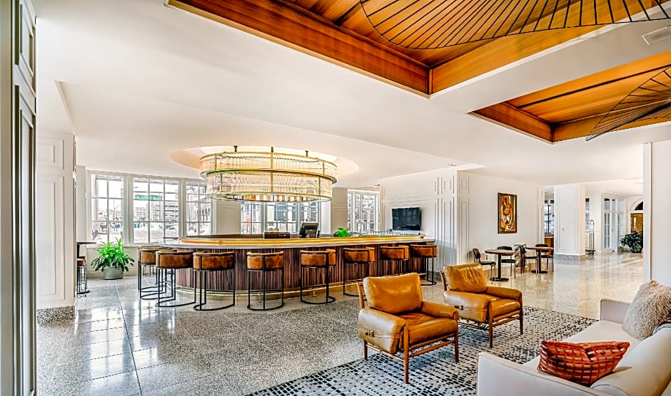 Hotel St. Regis