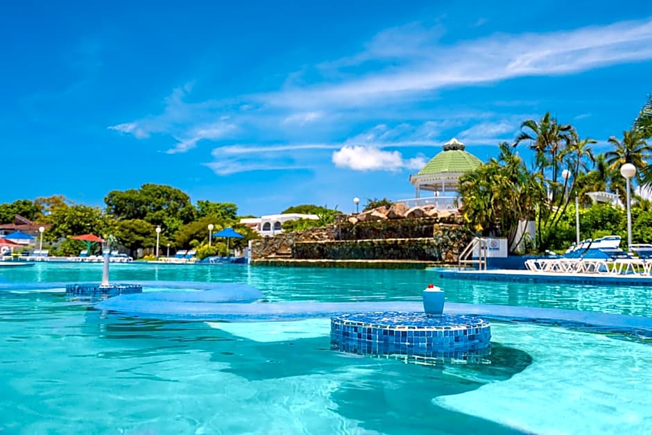 Jolly Beach Antigua - All Inclusive