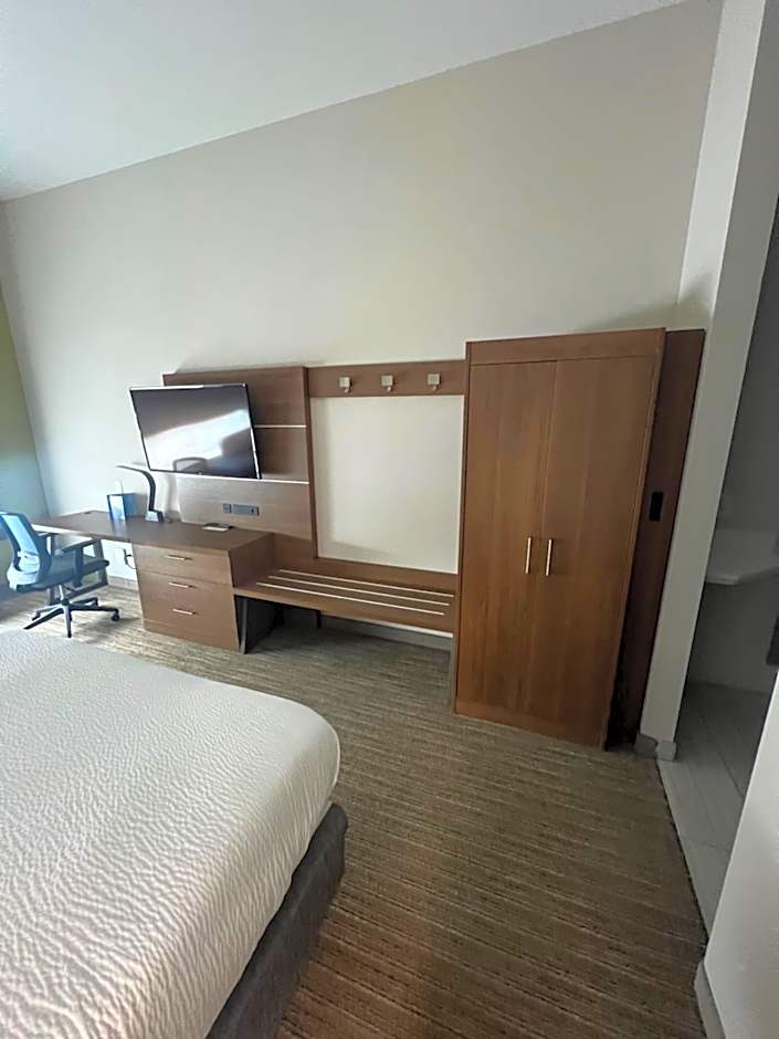 Holiday Inn Express Fayetteville By IHG