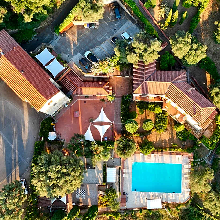 Madonna del Poggio B&B