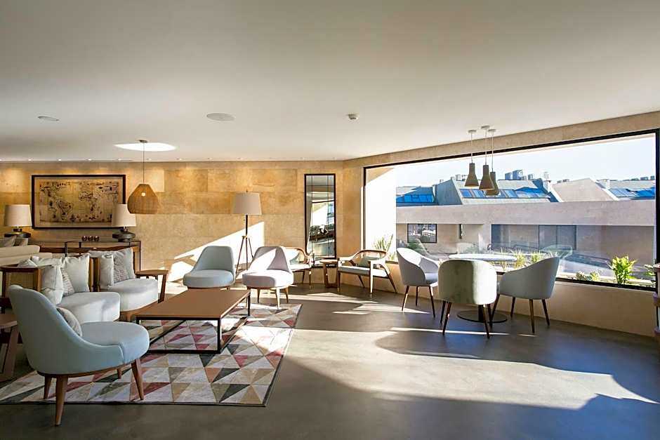 Four Points by Sheraton Sesimbra