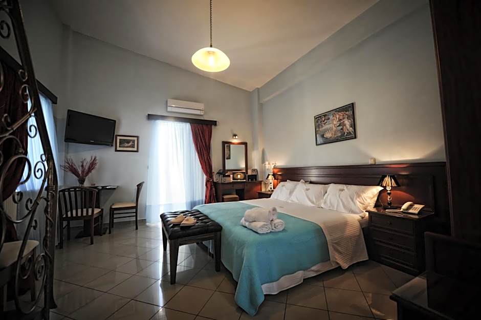 Photo 1 of 9 of Apollo Suite, Sea View