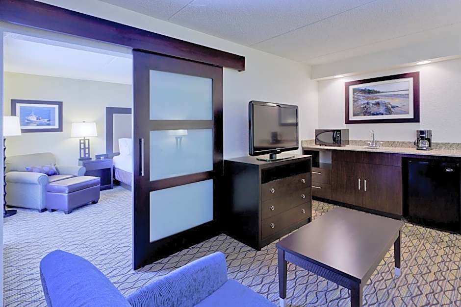 Holiday Inn Express Baltimore BWI Airport West By IHG