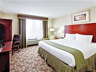 Holiday Inn Express Staten Island West, an IHG Hotel