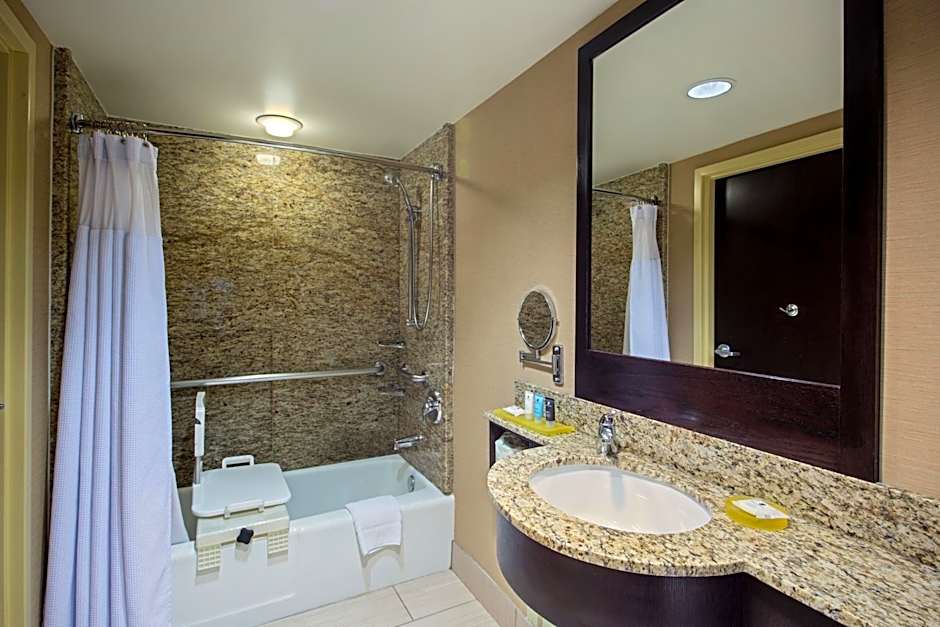 Crowne Plaza Hotel Glen Ellyn/Lombard By IHG