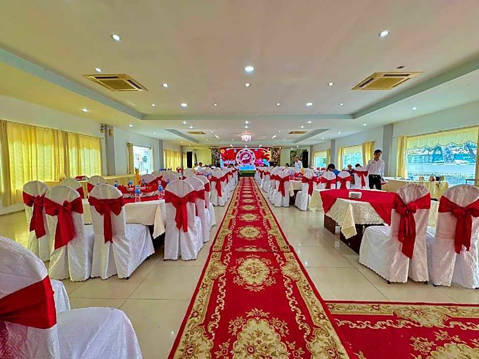 Hoa Binh 2 Hotel