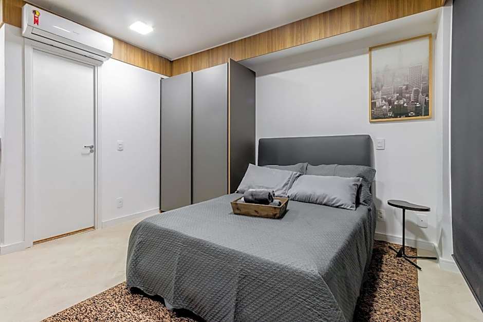 Studio in Jardins next to the Oscar Freire metro