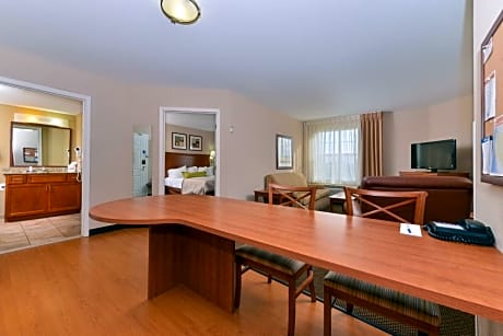 One-Bedroom Queen Suite with Sofa Bed