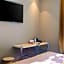 Hotel Sixteen Paris Montrouge