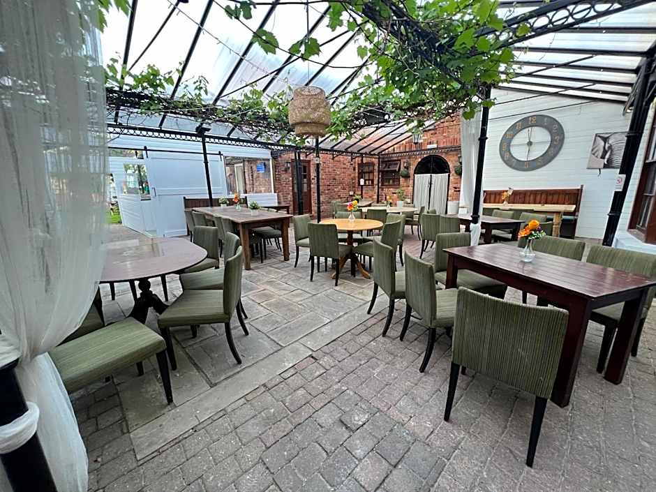 Georgian House Hotel