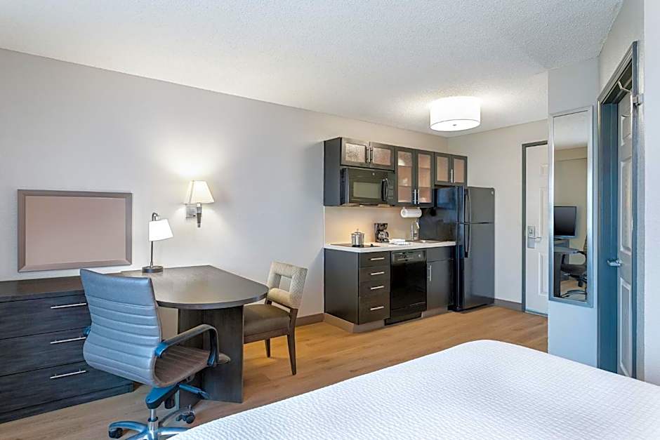 Candlewood Suites Indianapolis Northeast By IHG