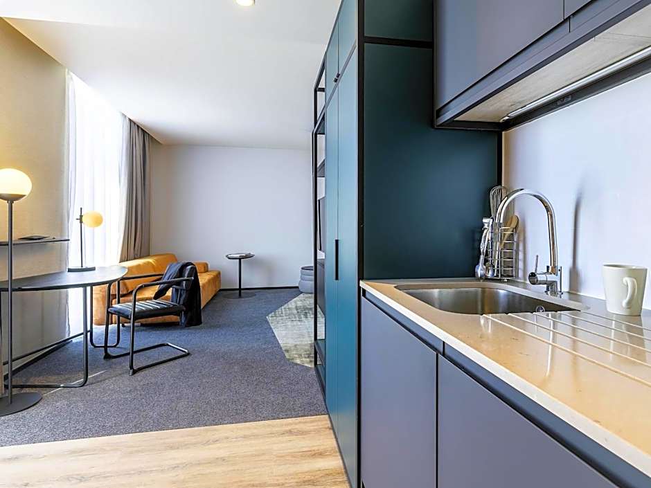 Novotel Liverpool Paddington Village