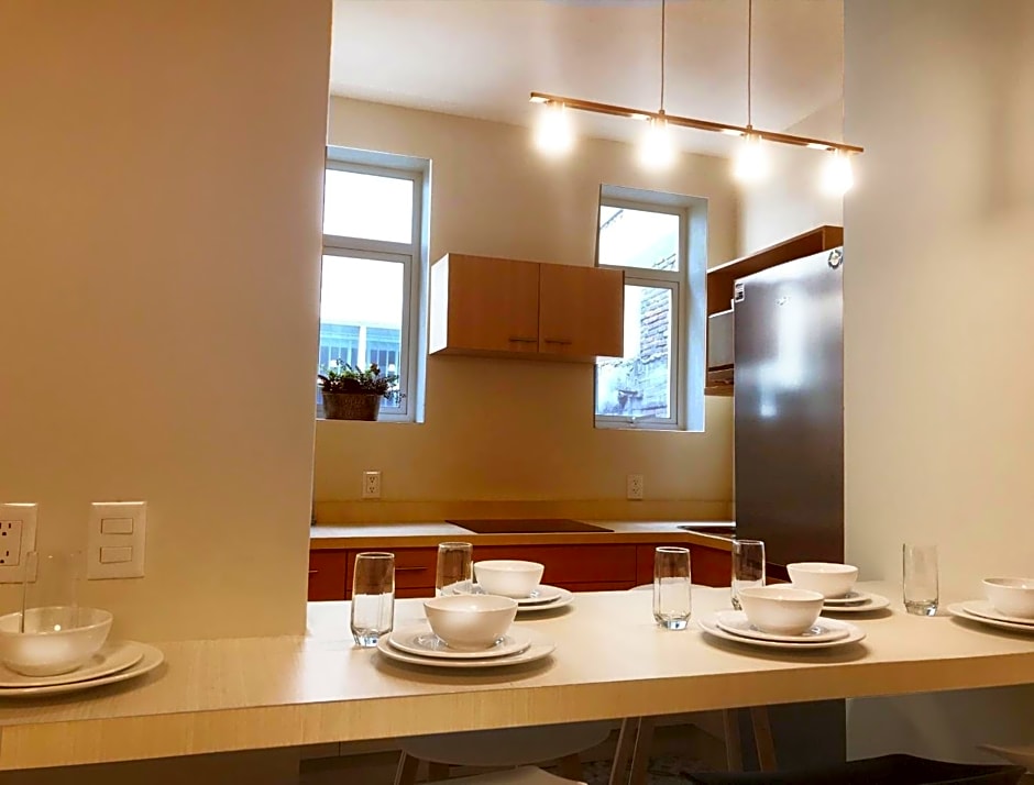 CASA DONCELES PREMIUM PENTHOUSE, Prime Location, Super Spacious!!