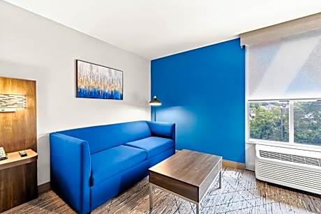 Standard King Room with Walk-In Shower