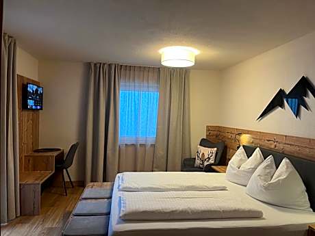 Two-Bedroom Deluxe Apartment