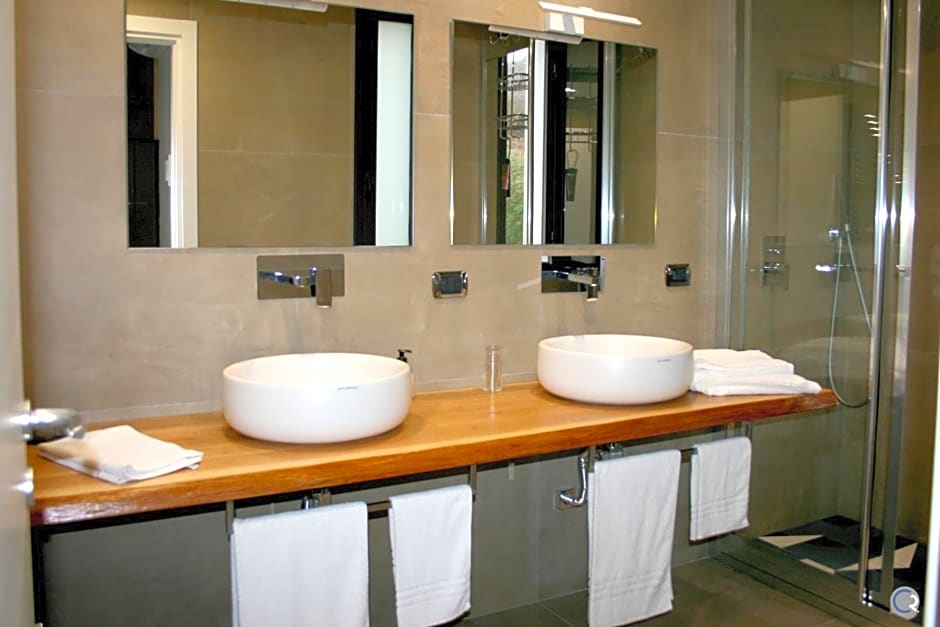 Punta Bianca Suite & Home Experience