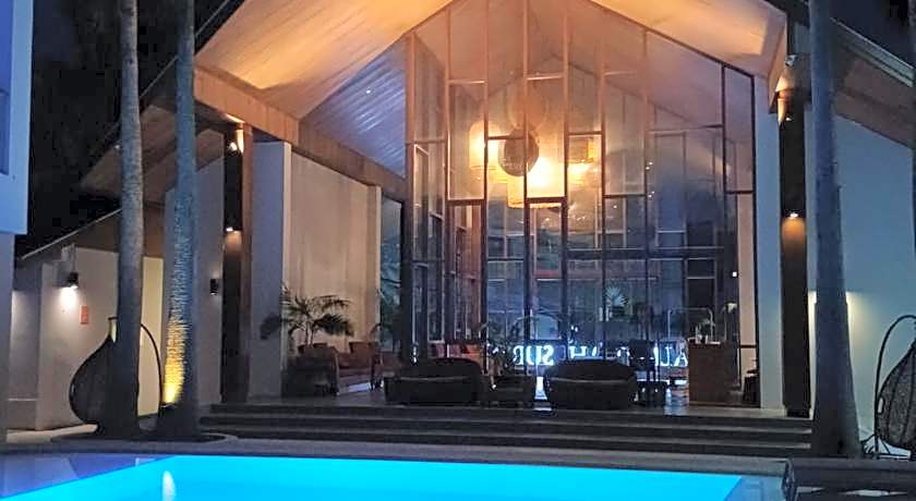 Palmyrah Surin Beach Residence