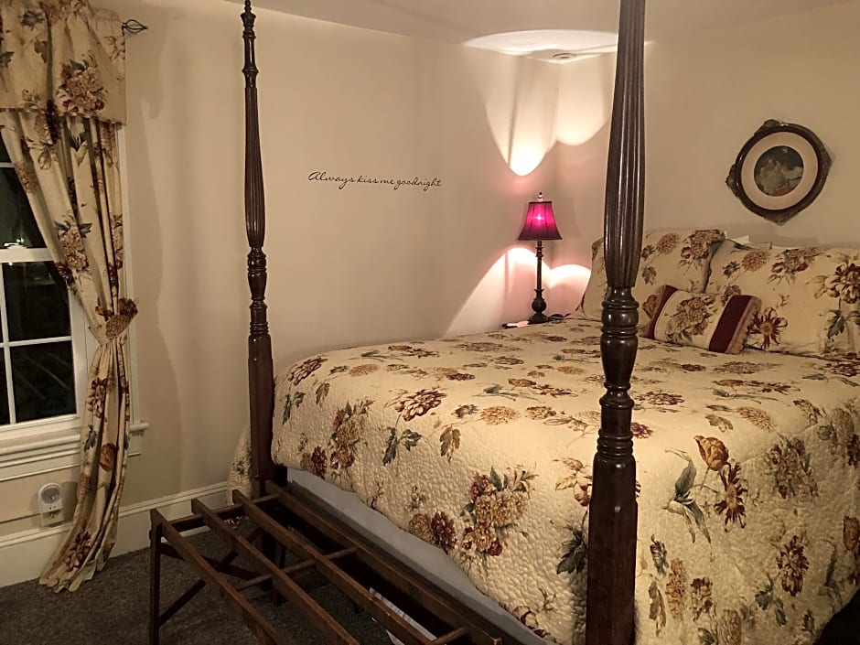 Alpine Haus Bed & Breakfast Inn