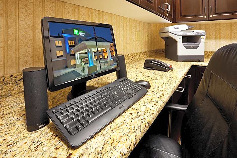 Holiday Inn Express and Suites Limerick-Pottstown By IHG