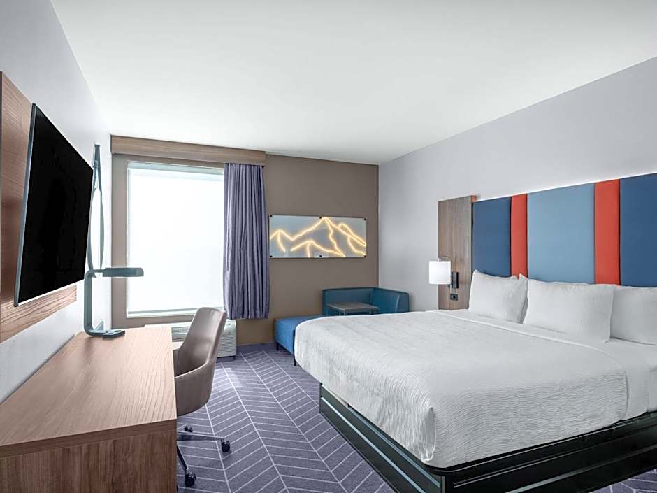 La Quinta by Wyndham Chelsea Birmingham