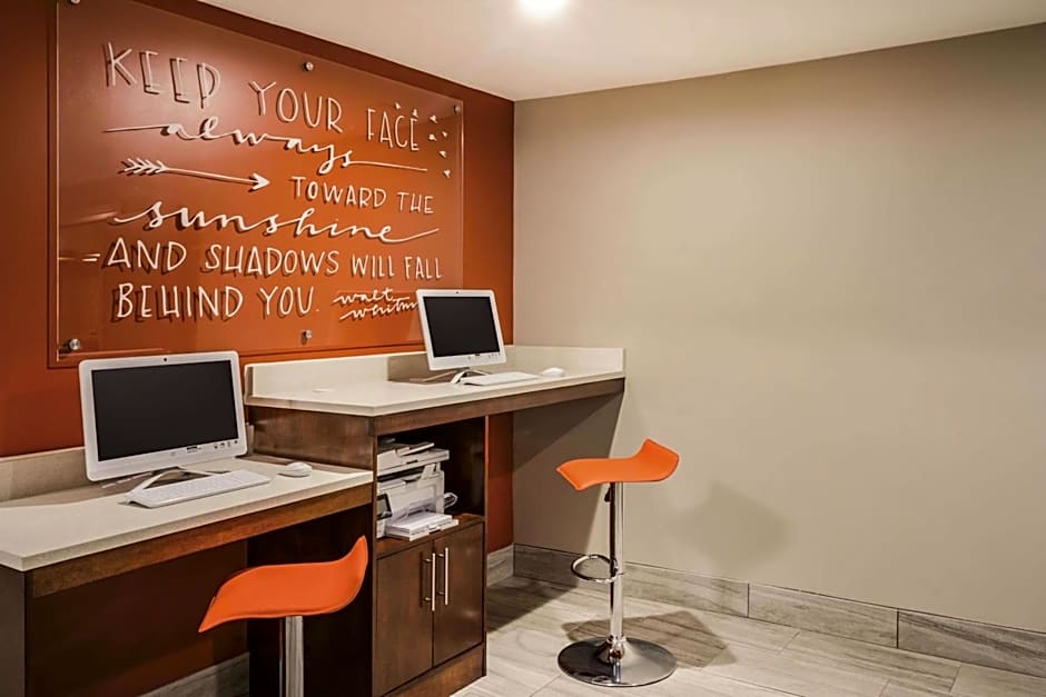 La Quinta Inn & Suites by Wyndham Chattanooga-Hamilton Place