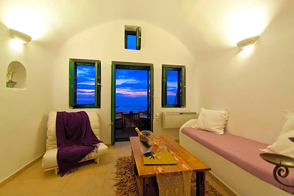 Afroessa Hotel by Caldera Houses