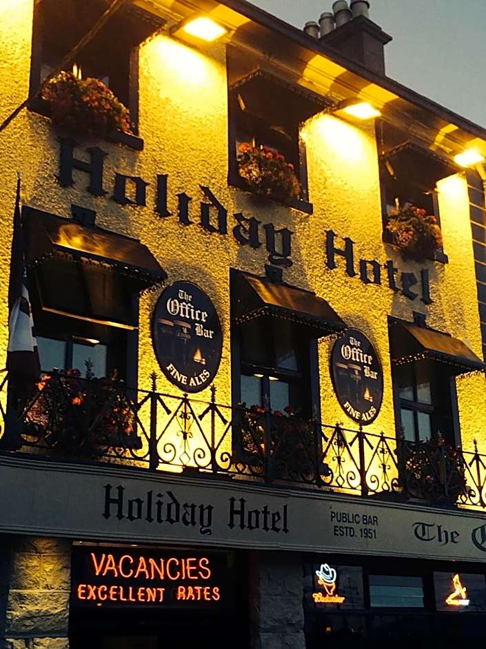 Holiday Hotel