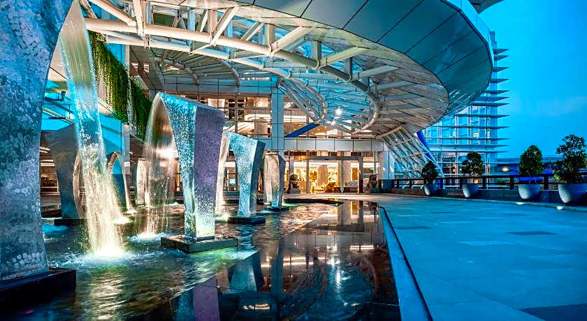 Nuanza Hotel and Convention Cikarang