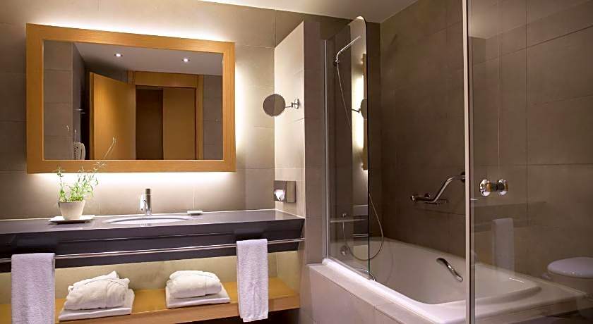 Trademark Collection By Wyndham Lazart