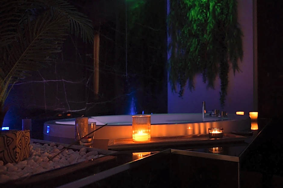 Palace Eight - Suites & Spa