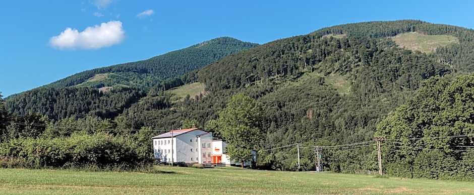 Hotel JISKRA na Čeladné