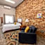 Hartwell Suites