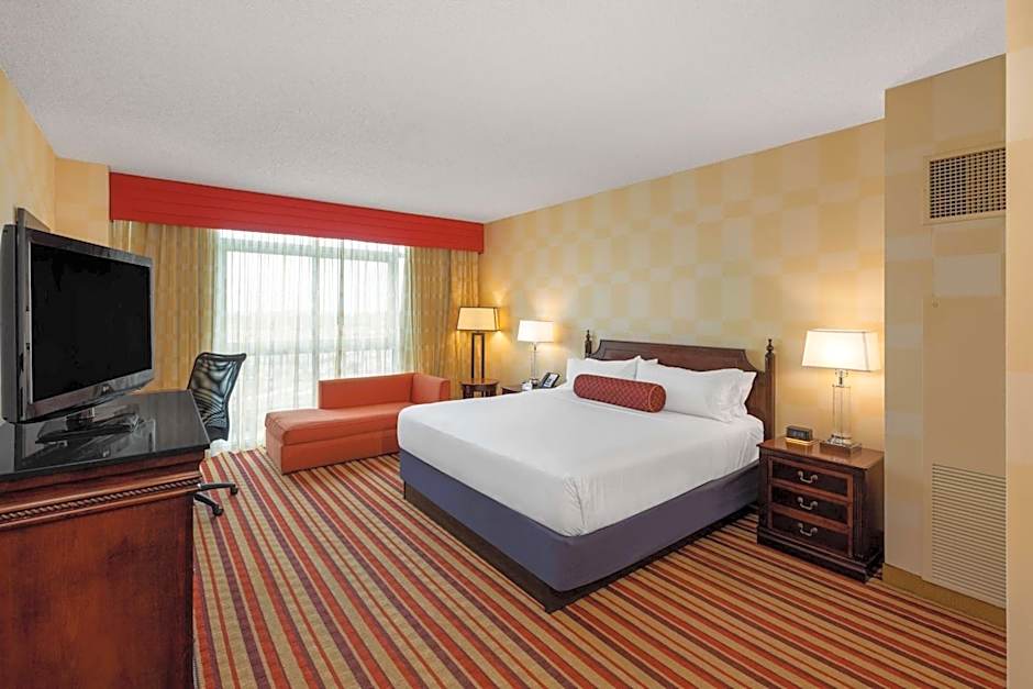 Wyndham Grand Oklahoma City Downtown