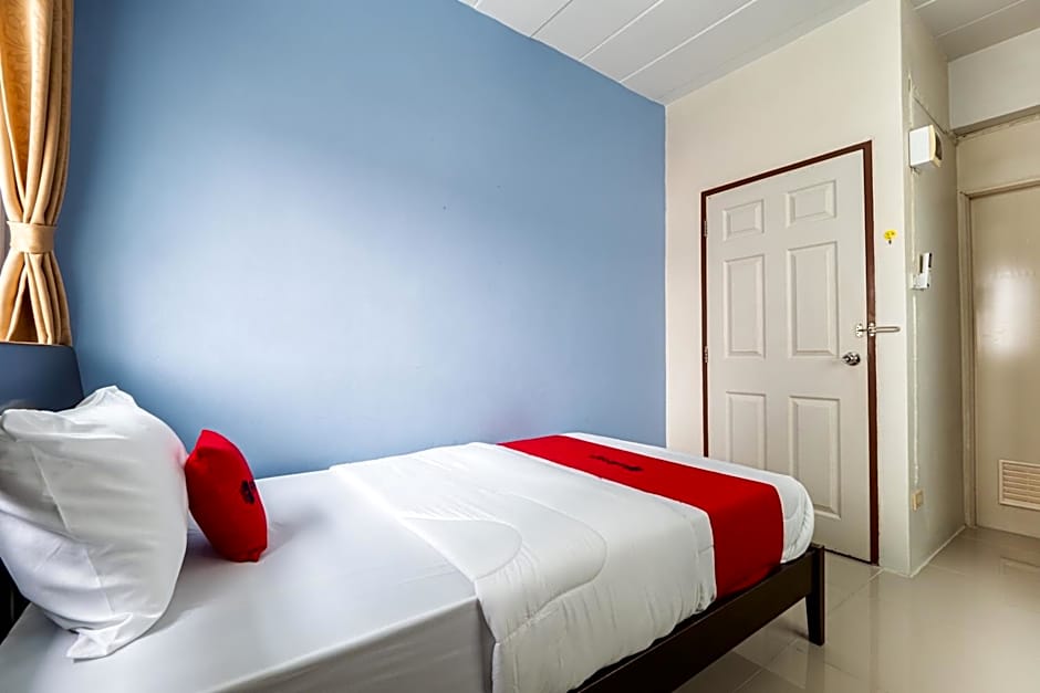 Si Fah at Bangsaen Hotel