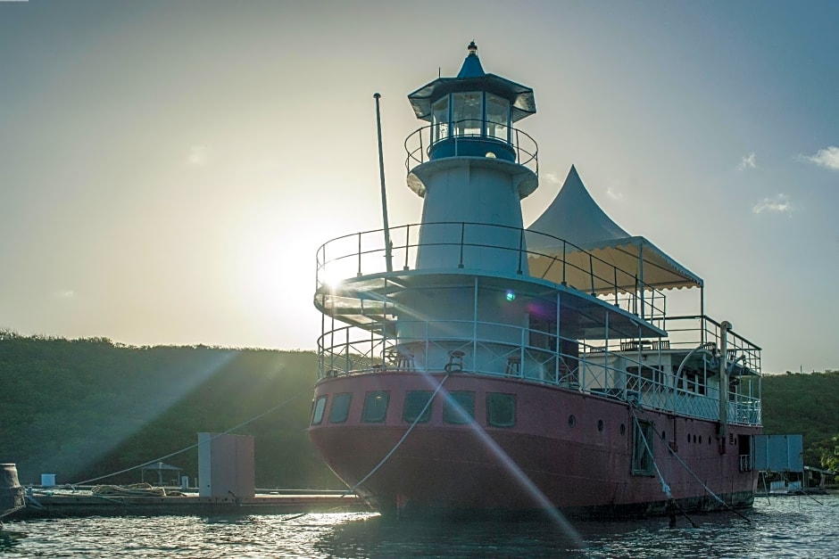 Le Phare Bleu