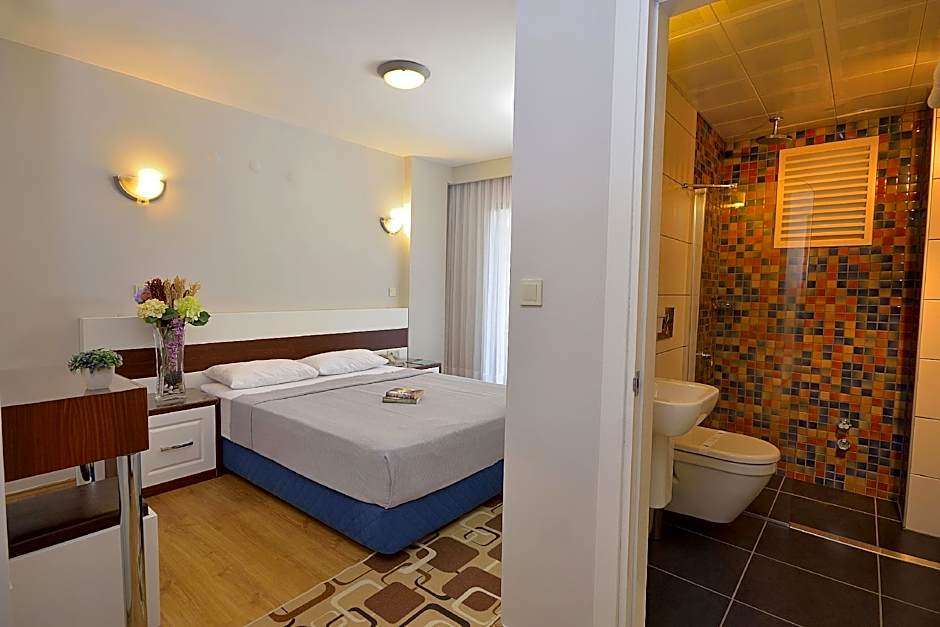 Calis Hotel