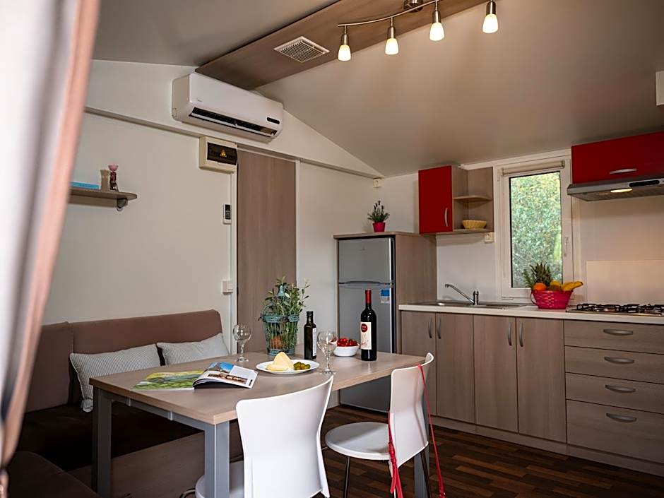 Mobile Homes Camp Perna - Adriatic Kampovi