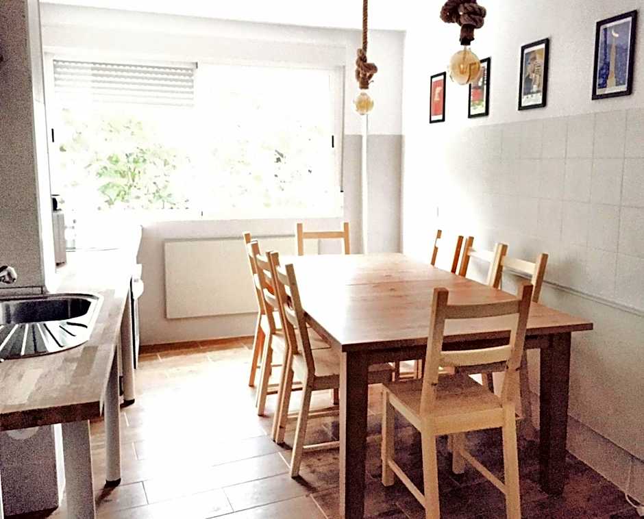 Hostal Ciempozuelos, familiar, cerca del Parque Warner y Madrid